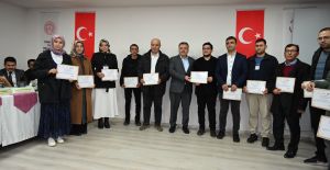 BAŞKAN KARACA’DAN DERECEYE GİREN ÖĞRENCİLERE ÖDÜL