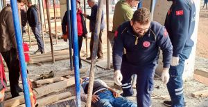 İSKELEDEN DÜŞEN İŞÇİ YARALANDI