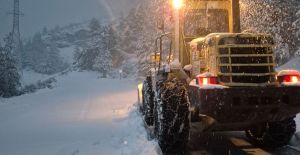 YOĞUN KAR YAĞIŞINA ANINDA MÜDAHALE