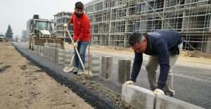 AZERBAYCAN BULVARI’NDA ÜSTYAPI YENİLENİYOR