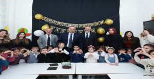 BAŞKAN TOPTAŞ’A KARNE GÜNÜNDE DOĞUM GÜNÜ SÜRPRİZİ