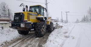 BÜYÜKŞEHİR’DEN ŞEHRİN HER YANINDA KAR MESAİSİ