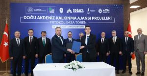 BAŞKAN TOPTAŞ, BAKAN FATİH KACIR İLE ONİKAD’IN İMZA PROTOKOLÜNDE