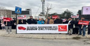 SP’NDEN DEPREMİN 3. YILINDA “DEPREM DÜDÜĞÜ” EYLEMİ