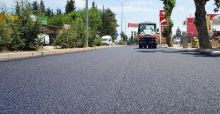 TÜRKOĞLU’NDA ALTYAPININ ARDINDAN ASFALTA BAŞLANDI