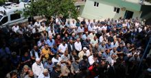 MUSTAFA ARGUZ, AĞABEYİ MAHMUT ARGUZ’U TOPRAĞA VERDİ