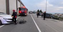 OTOMOBİLLER ÇARPIŞTI: 1’İ AĞIR 2 YARALI