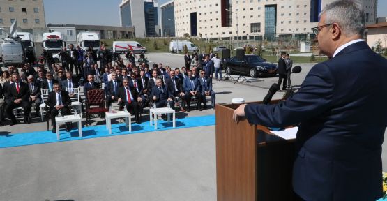 VEYSİ KAYNAK TEMEL ATMA TÖRENİNDE